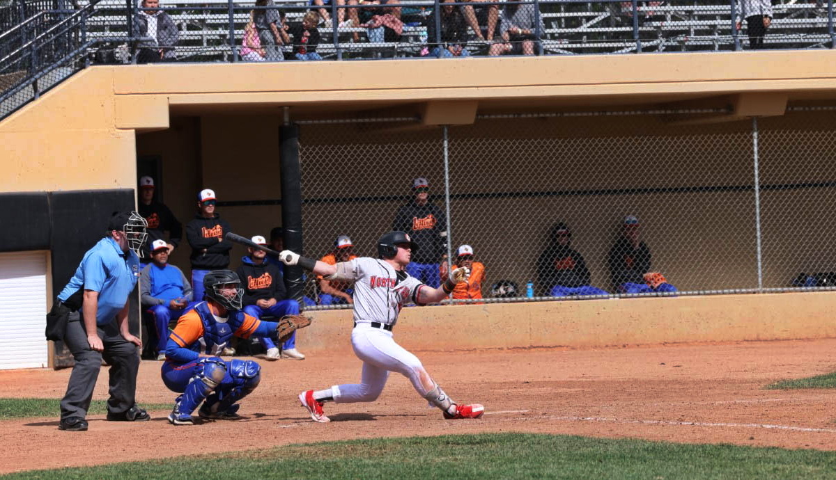 AppleSox on 5-game win streak after Kamloops sweep, Sports